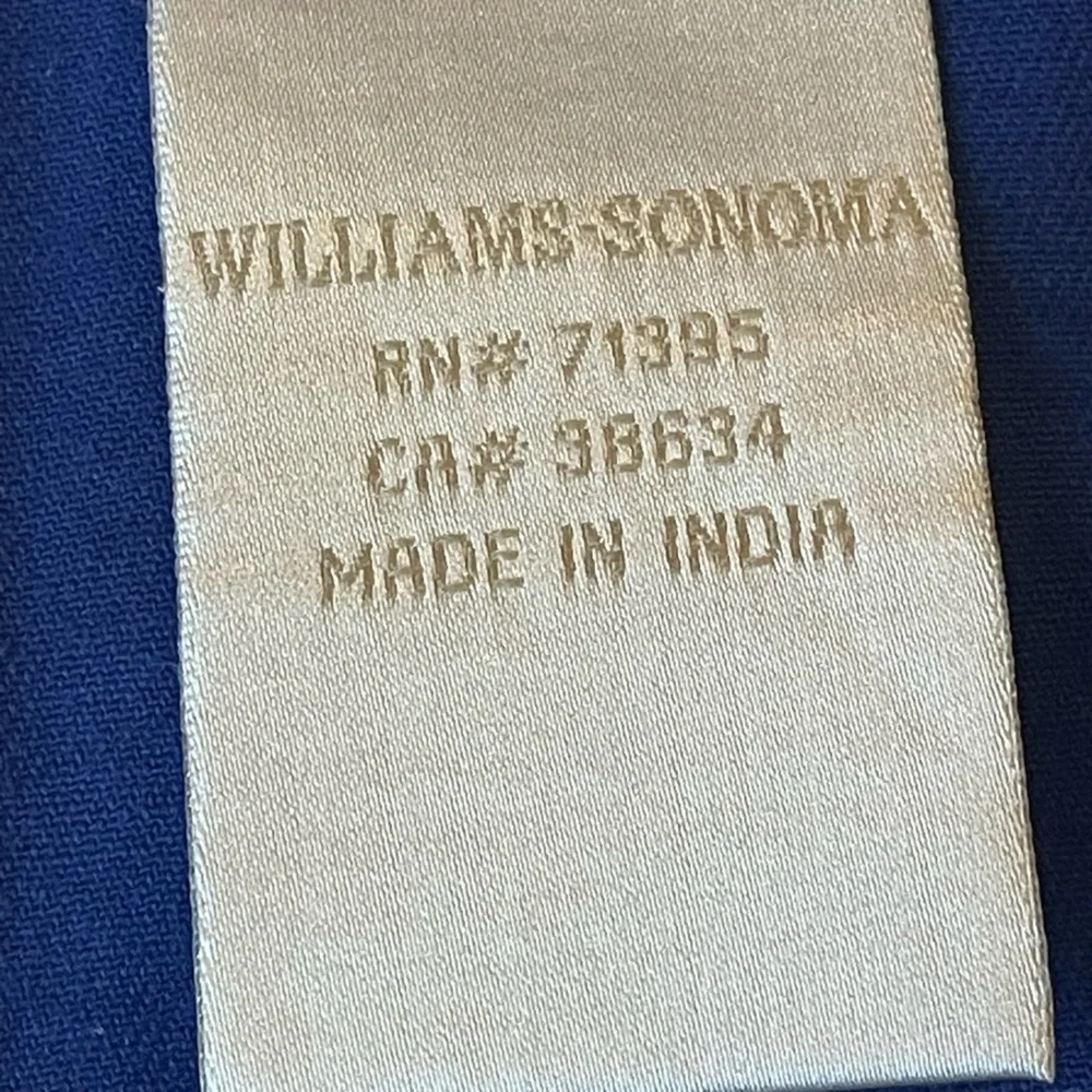 WILLIAMS SONOMA Monogrammed with Letter M Dish Tea Towel 100% Cotton Navy Blue